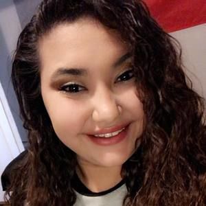 Meet your Posher, Lorissa